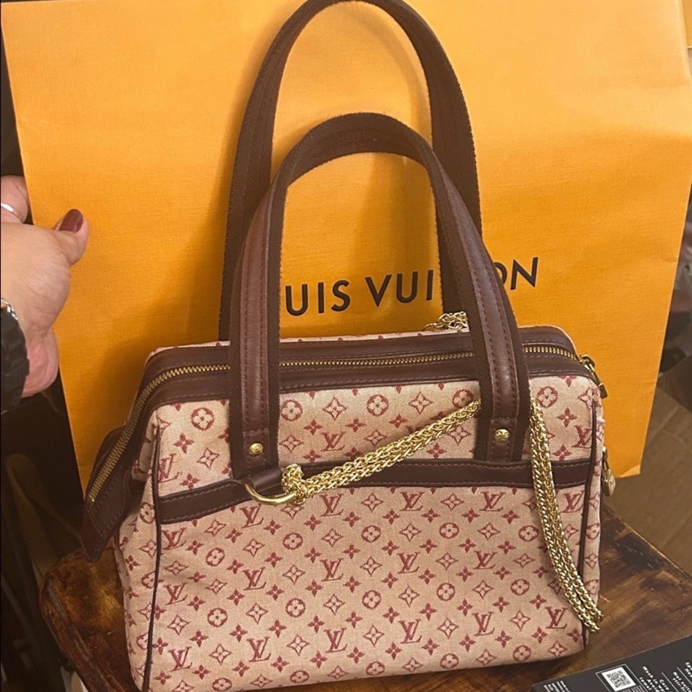 Louis Vuitton Josephine Doctor Bag